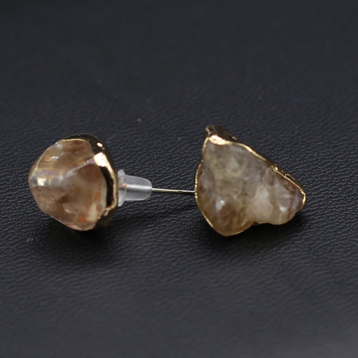 1Pair Natural Stone Citrine Earrings Healing Mineral Rock Stud Ear Reiki Female Crystal Earrings Fashion Jewelry Accessories