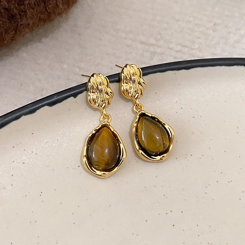 Gold Plating Dripping Coffee Color Tiger's-eye Stone Round U-shaped Hoop Earrings for Women Vintage Ear Buckles Fashion Jewelry